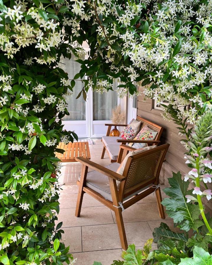 Les Suites D'Alienor, Suite Jasmin Pessac Bagian luar foto