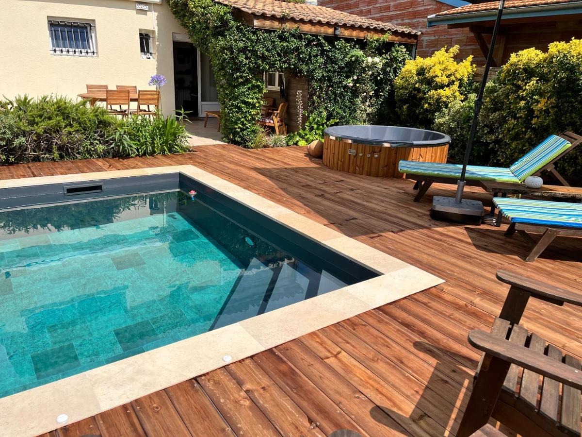 Les Suites D'Alienor, Suite Jasmin Pessac Bagian luar foto