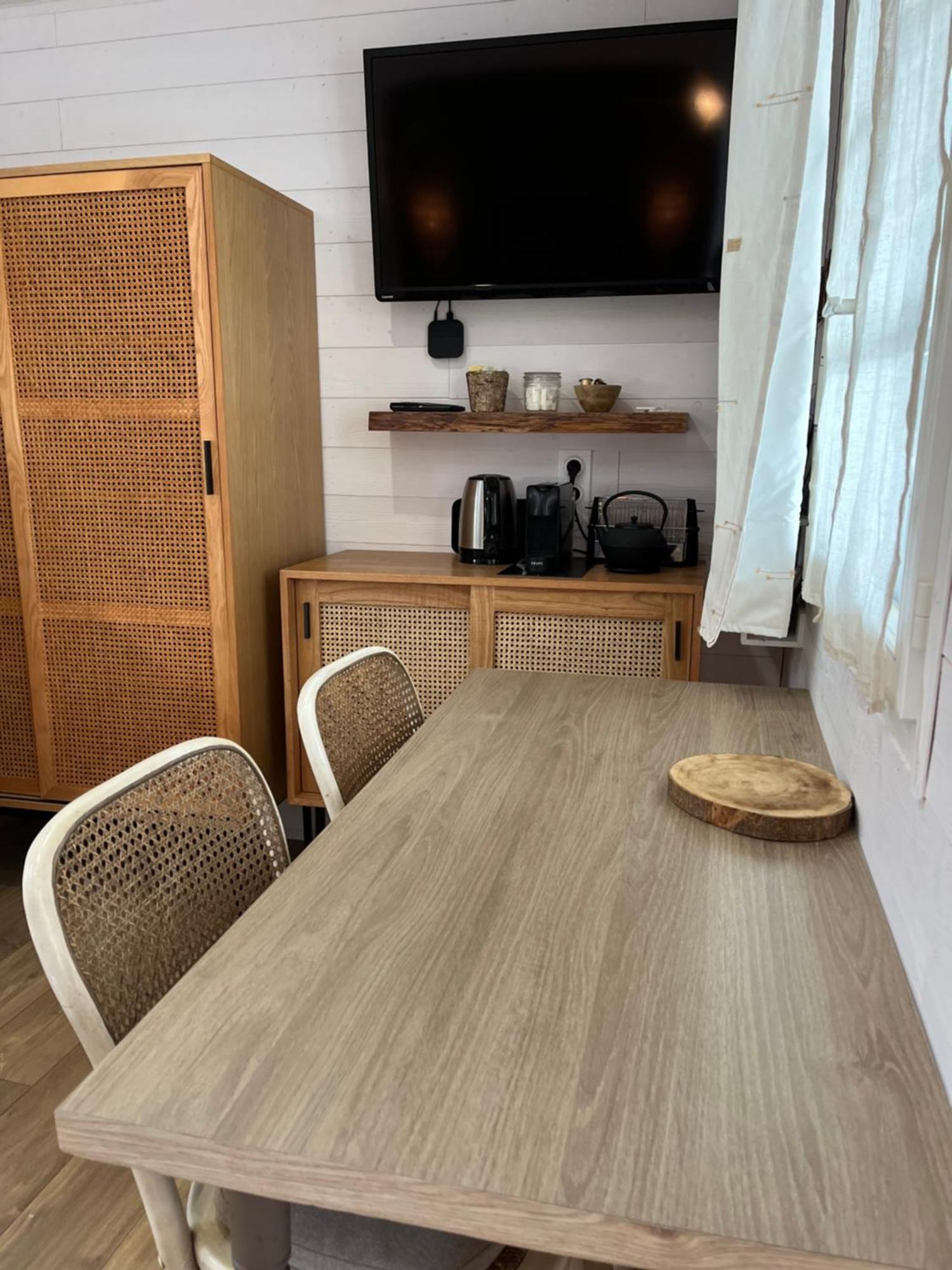 Les Suites D'Alienor, Suite Jasmin Pessac Bagian luar foto