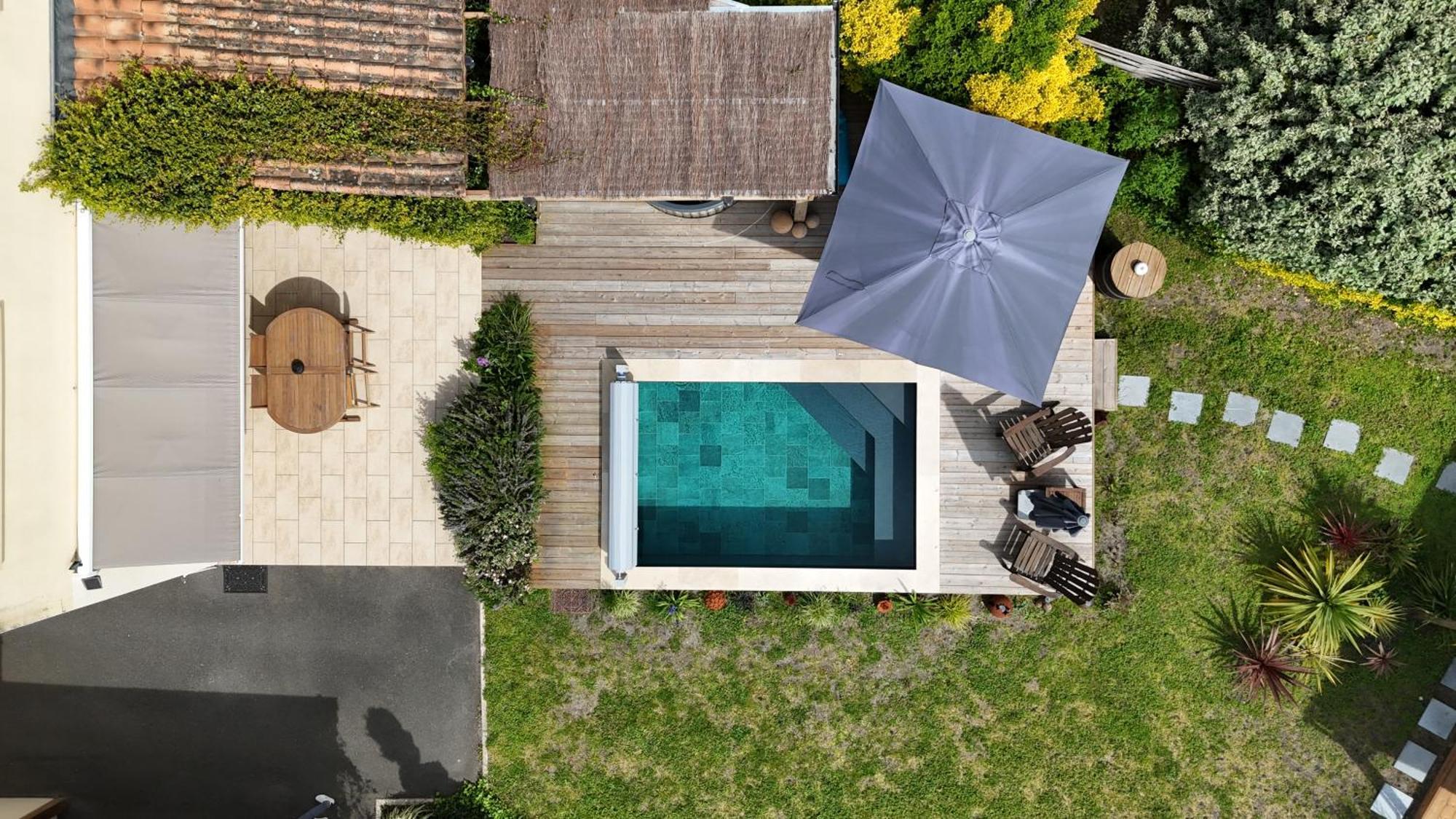 Les Suites D'Alienor, Suite Jasmin Pessac Bagian luar foto